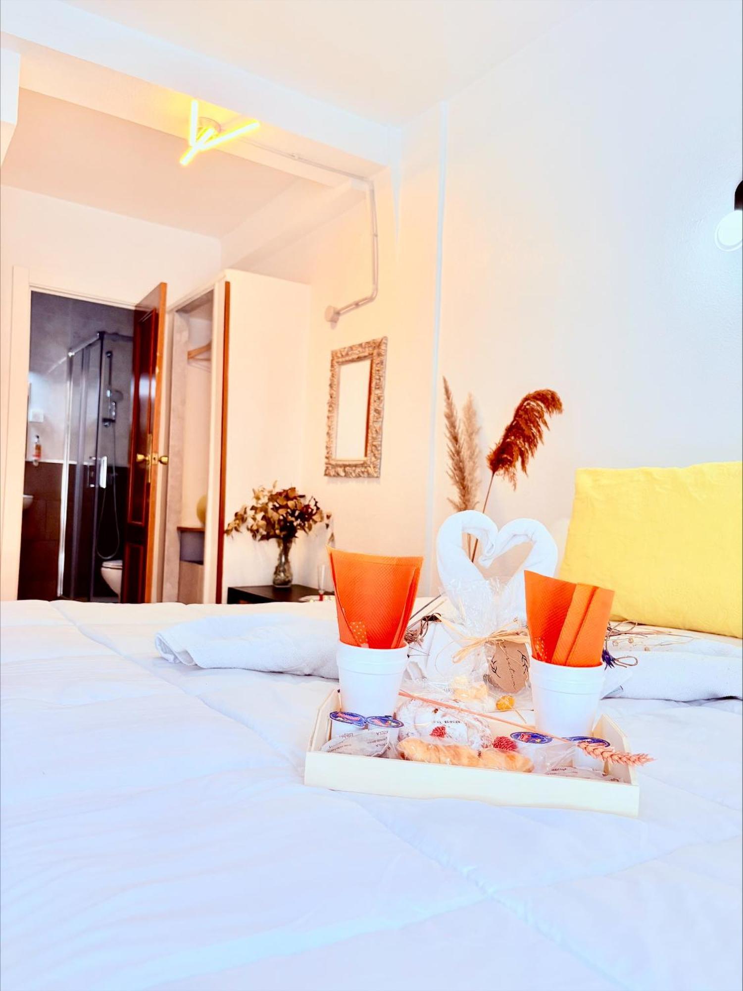 Hostal La Rosa Касерес Экстерьер фото